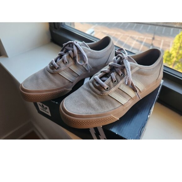 Adidas Gumsole Sneaker - Picture 2 of 5